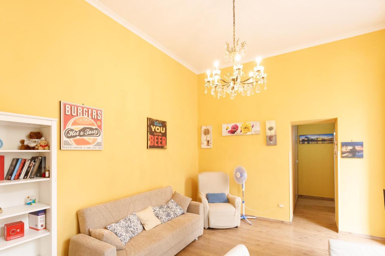 Duomo 77 - In The Heart Of The Historical Center By Elite Villas Nápoles Exterior foto