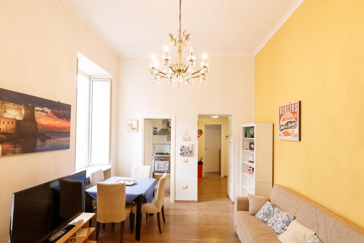 Duomo 77 - In The Heart Of The Historical Center By Elite Villas Nápoles Exterior foto